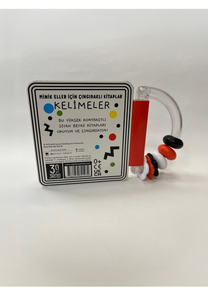 Siyah Beyaz Çıngıraklı Kitaplar - Kelimeler