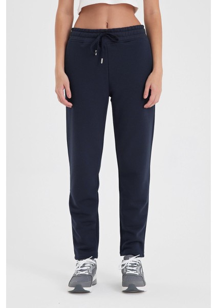 Kadın Larissa Lacivert Regular Fit Pamuklu Eşofman Altı modelleri