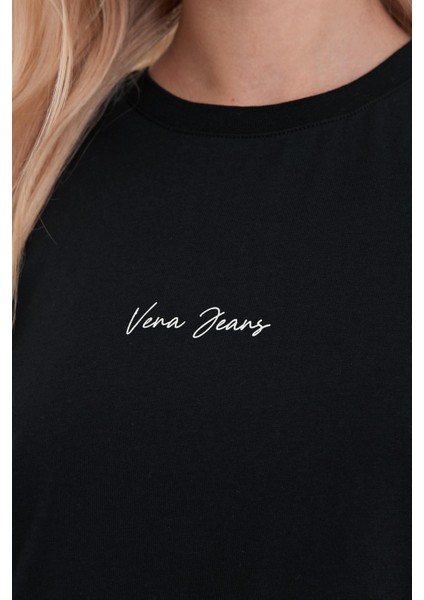 Kadın Bisiklet Yaka Siyah Logo Baskılı Regular Fit Tişört modelleri
