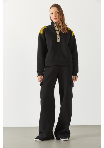 Yarım Patlı Kontrast Detaylı Sweatshirt - Siyah fiyatları