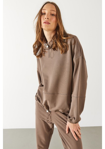 Norah Yakası Detaylı Regular Fit Sweatshirt - Vizon modelleri