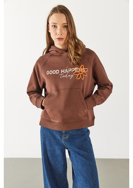 Pasific Baskılı Sweatshirt - Kahverengi fiyatları