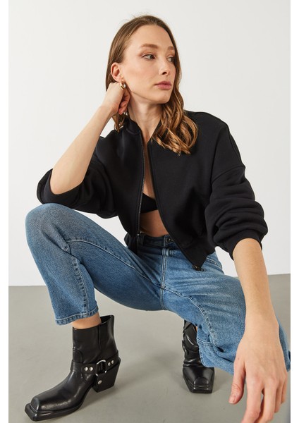 Loren Fermuarlı Geniş Kemerli Sweatshirt - Siyah indirimleri