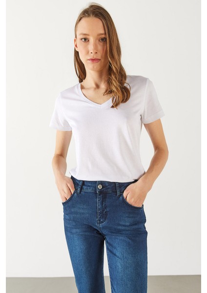 Boyfriend V Yaka Regular Fit Modal Tişört(Tencel)(Tm) - Beyaz indirimleri