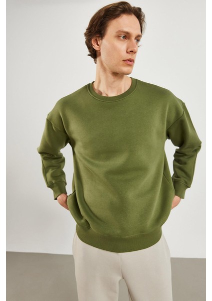 Erkek Clark Haki Sıfır Yaka Oversize Sweatshirt fiyatları