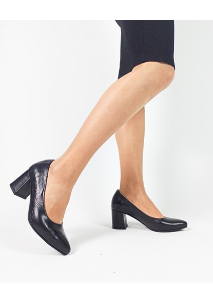 Deri Siyah Renk Kalın Topuk Kadın Stiletto