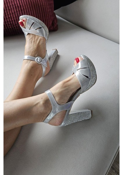 135 6784 Topukla Kadın Platform Topuklu Taşlı Abiye Ayakkabı