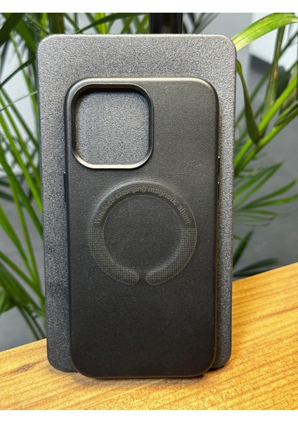 Apple iPhone 14 Pro Max Hızlı Sarj Magsafeli Özel Dış Deri Kaplama Içi Kadife Korumalı Darbe Emici Gennluxury Kılıf