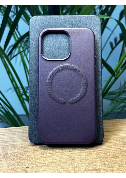 Apple iPhone 14 Pro Hızlı Sarj Magsafeli Özel Dış Deri Kaplama Içi Kadife Korumalı Darbe Emici Gennluxury Kılıf