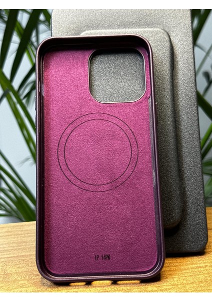 Apple iPhone 14 Pro Hızlı Sarj Magsafeli Özel Dış Deri Kaplama Içi Kadife Korumalı Darbe Emici Gennluxury Kılıf