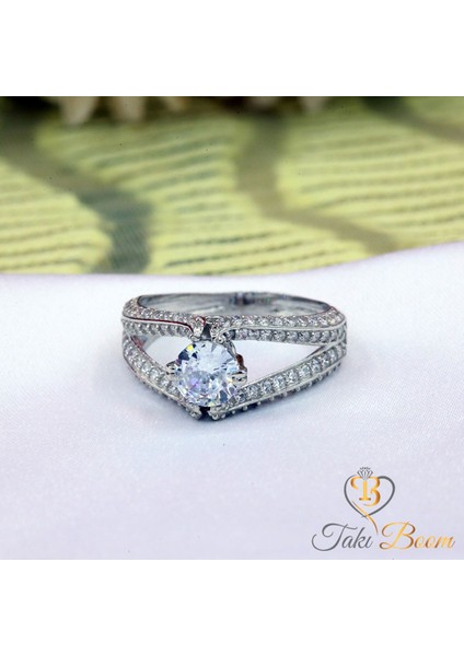 Beyaz Zirkon Taşlı Tektaş Gümüş Yüzük indirimleri