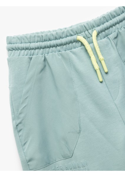 Pamuklu Beli Bağcıklı Cep Detaylı Basic Şort