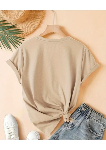 Yan Yana Kalpler Baskılı Basic T-Shirt fiyatları