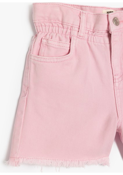 Pamuklu Düğme ve Cep Detaylı Basic Denim Şort