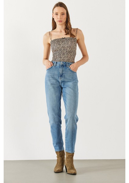 Maria Ice Blue Slim Mom Jean Pantolon - Ice Blue modelleri