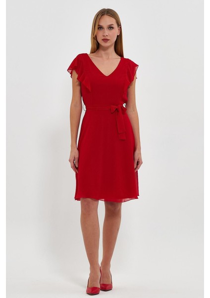 Şifon Ön Arka V Yaka Omuzlar Önden Arkaya Volanlı Kloş Mini Elbise