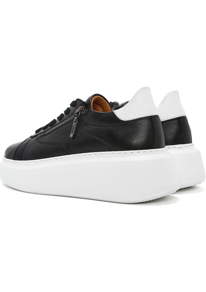Kadın Siyah Fermuarlı Bağcıklı Kalın Tabanlı Deri Sneaker 25SFD511118