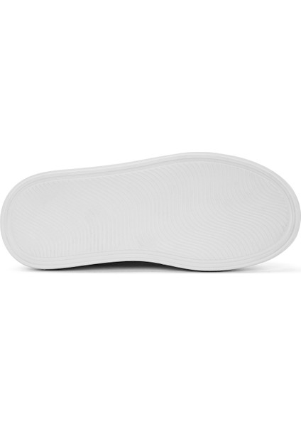 Kadın Beyaz Fermuarlı Bağcıklı Kalın Tabanlı Deri Sneaker 25SFD511118