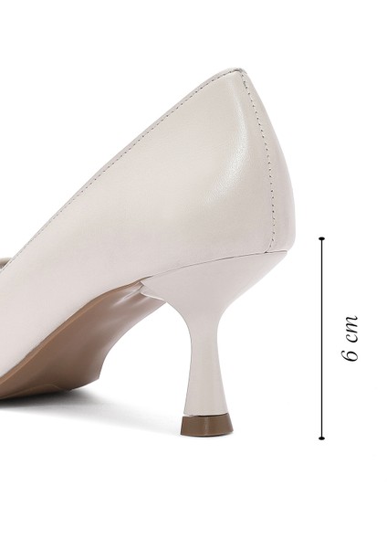 Kadın Krem Ince Kısa Topuklu Deri Stiletto 25SFD132318