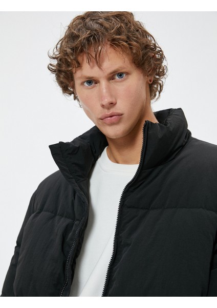 Şişme Mont Slogan Baskılı Fermuarlı