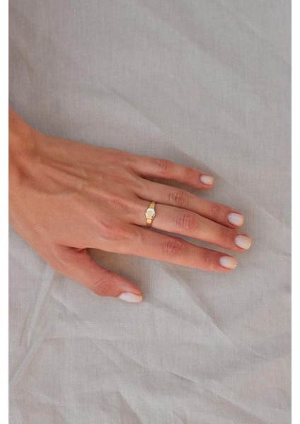 Altın Beşgen Yüzük fırsatları