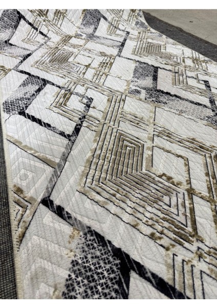 Kabartmalı Halı Dokusunda Jel Kaymaz Taban Yıkanabilir Kesme Yolluk Gold Geometrik Desen modelleri