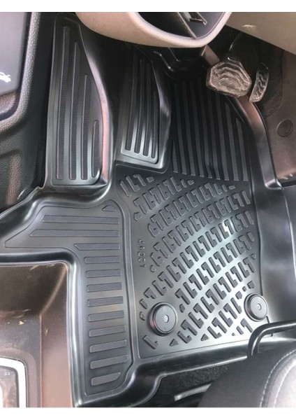 Ford Tourneo Custom 2 3D Havuzlu Paspas Siyah (Kapalı Kasa) 2024 ve Sonrası