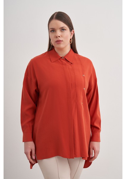 Pileli Metal Logolu Bluz fırsatları