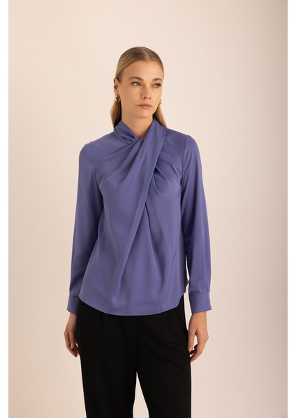 Yakası Drape Detaylı Dokuma Bluz fırsatları