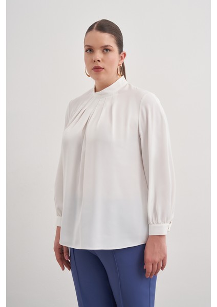 Pili Detaylı Dik Yakalı Bluz modelleri