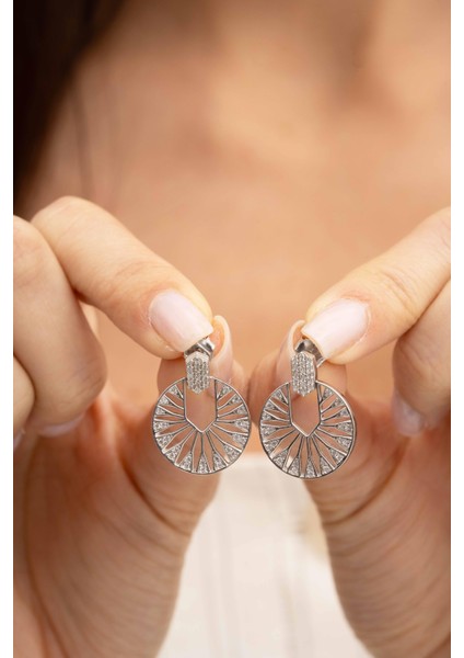 Güneş Işığı Tasarım Rodyumlu Gümüş Küpe 7192 indirimleri