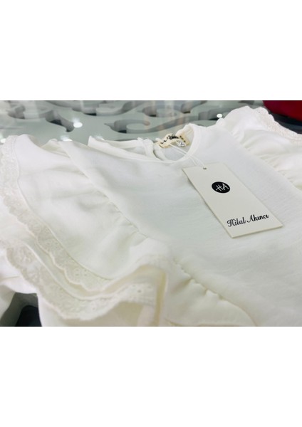 23 Nisan Kırmızı Deri Etekli Kız Çocuk Takım modelleri