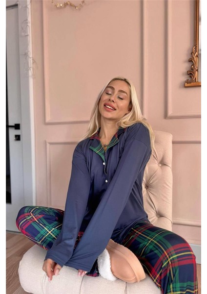 Lacivert Ekose Desenli Bambu Önden Düğmeli Uzun Kol Kadın Pijama Takımı fırsatları