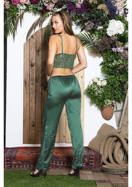 3 Parça Gecelik Seti ; Gömlek, Bralet Sütyen ve Pantolon Takım Zümrüt (BRF31726)
