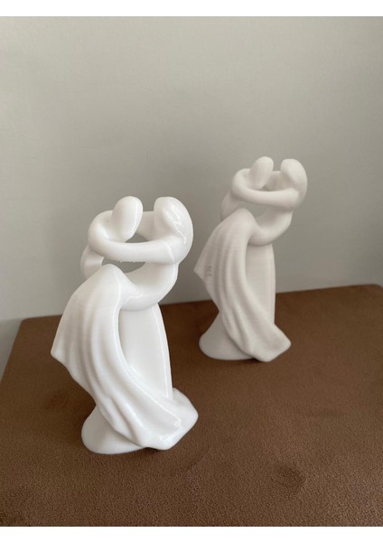 Dekoratif Obje Biblo Heykel Birbirine Sarılan Çift 15 cm