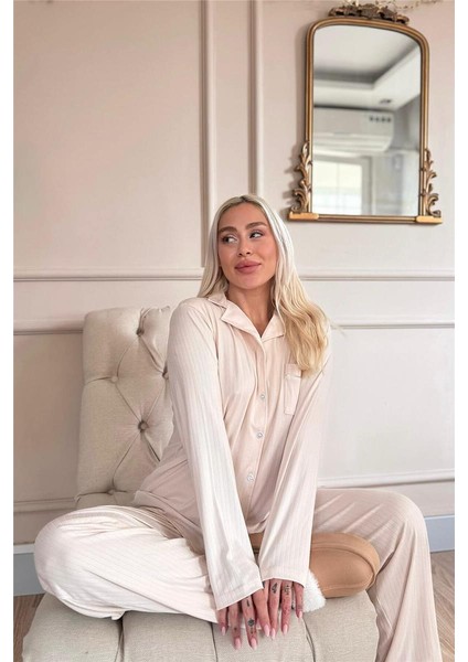 Açık Bej Dublin Önden Düğmeli Uzun Kollu Kadın Pijama Takımı fırsatları