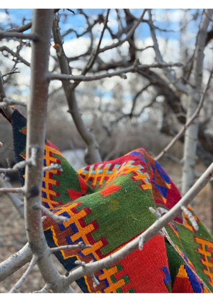 Çukurçimen Kök Boyası Yün El Dokuması Kilim Buram Buram Emek Kokan Çukurçimen Kilimi Halısı 100 x 160 fırsatları