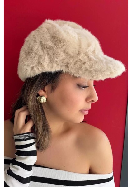 Bej Renk Peluş Kasket Şapka