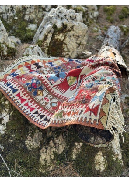 Çukurçimen Kök Boyası Yün El Dokuması Kilim Buram Buram Emek Kokan Çukurçimen Kilimi Halısı 100 x 125 indirimleri