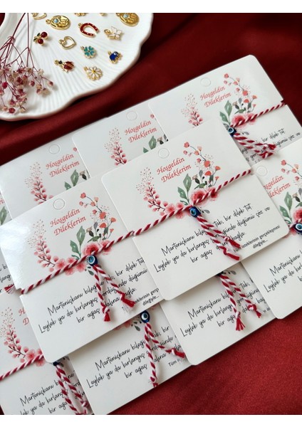 10 Adet Kartlı Marteniçka Bileklik ( Hediye paketli)