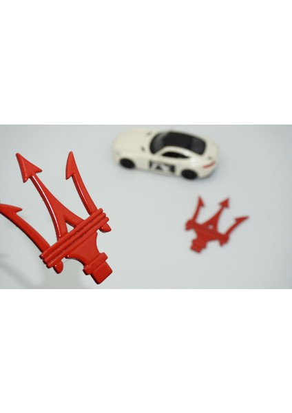 Maserati Yan Kanatlar Kırmızı 3m 3D Rozet Amblem Seti