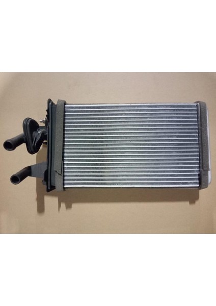 Kalorifer Radyatörü Brazing Fıat Tempra 95 01 Tipo 95 01 Alfa Romeo 145 95 01 146 94 01 155 92 97 250X156X32