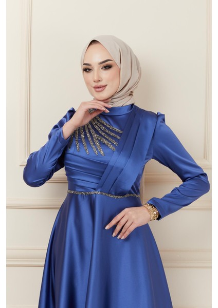 Önü Pilise ve Boncuk Detaylı Saten Abiye Elbise K. Indigo 1624