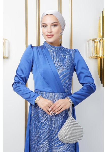 Önü Pul ve Sim Detaylı Pelerin Etekli Saten Tesettür Abiye Elbise Indigo 1642