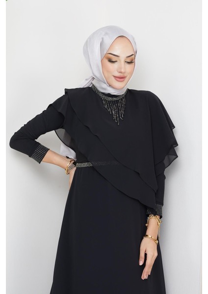 Taş ve Volan Detaylı Şifon Tesettür Abiye Elbise Siyah 1651 modelleri