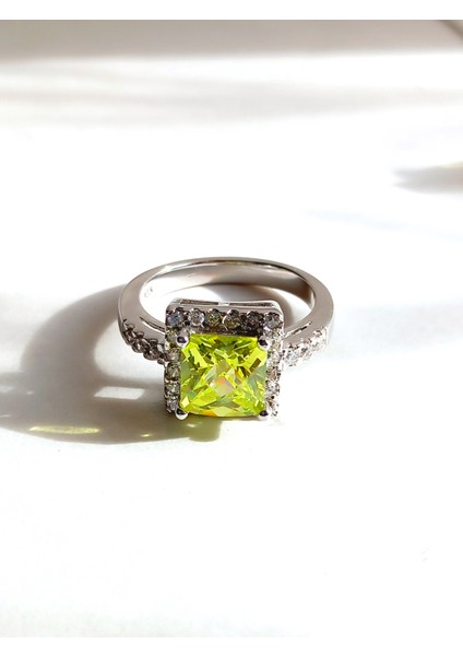 Gümüş Kare Baget Tasarım Yeşil Zirkon Taşlı Kadın Yüzük Doğum Günü Hediye No:17