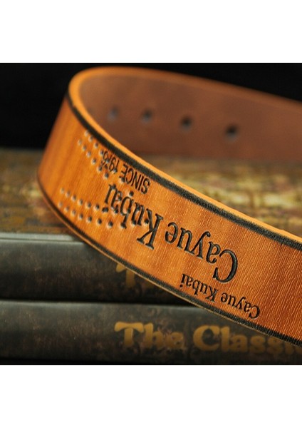 Yeni Kemer Pimi Toka Harfler Kahverengi Kot Kemer Rahat Moda Antika Retro Içi Boş Kaliteli Erkek Patlama Modelleri Kemer (Yurt Dışından) fırsatları