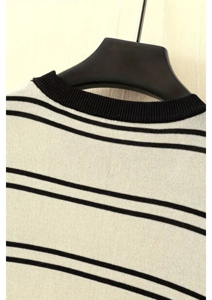 Erkek Çizgi Detaylı Slim Fit Bisiklet Yaka Triko T-Shirt modelleri