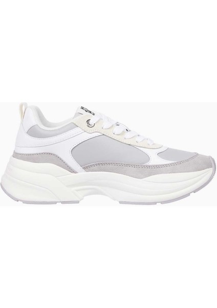 Chunky Feminine Runner Sneaker