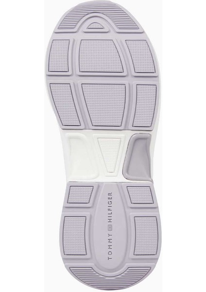 Chunky Feminine Runner Sneaker